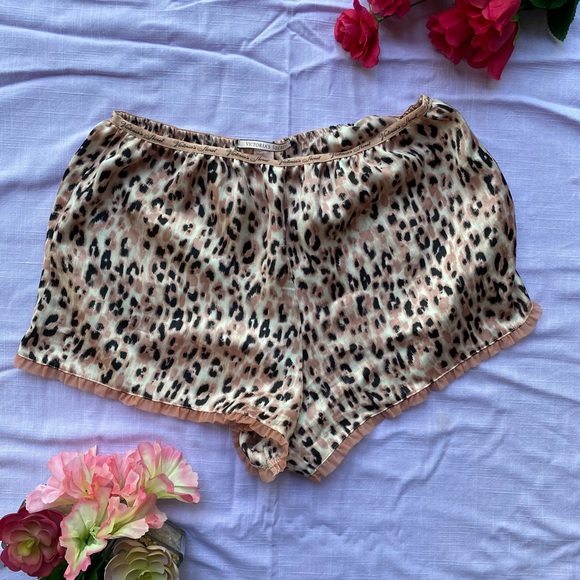 Victoria's Secret Other - Victoria’s Secret silk lounge shorts